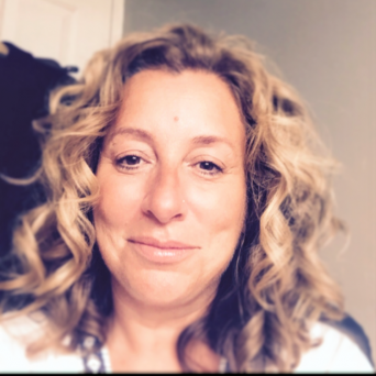 Lizzie Allen – General Manager